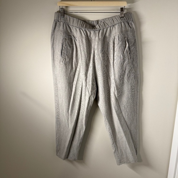 Anthropologie Hei Hei Cotton Tapered Pants – Light Grey (Size L) - Picture 2 of 7